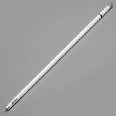 14w x 21″ T5 Quantum shatter resistant lamp