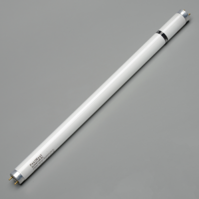 25w x 18″ T8 shatter resistant Quantum lamp